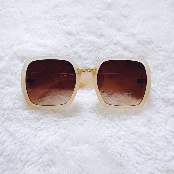 Stylens Accessories - Layla Clear Beige Sleek Square Sunglasses